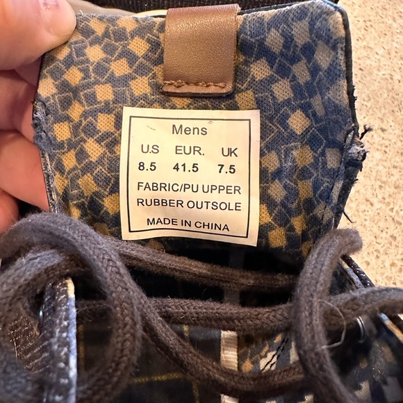 Ben Sherman Chukka boot size 8.5 fabric upper rubber outersole. Brown Plaid/Blk - Picture 13 of 16